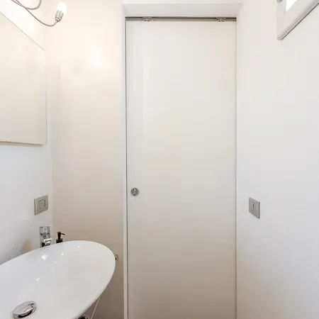 Modena's Graffiti House In The Heart Of Movida *