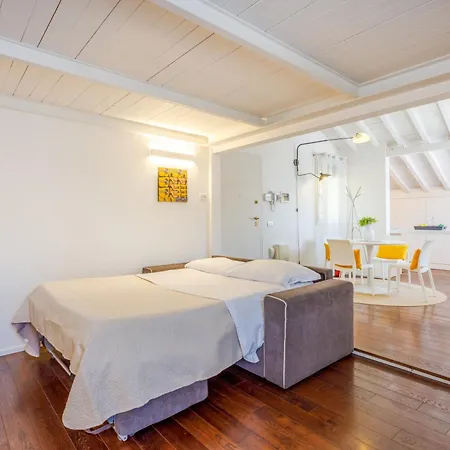 Modena's Graffiti House In The Heart Of Movida Appartement *