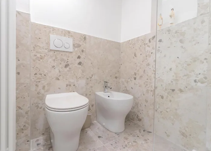 Modena's Graffiti House In The Heart Of Movida *