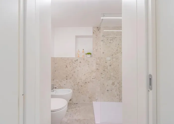 Modena's Graffiti House In The Heart Of Movida