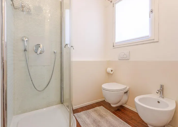 Modena's Graffiti House In The Heart Of Movida Διαμέρισμα *